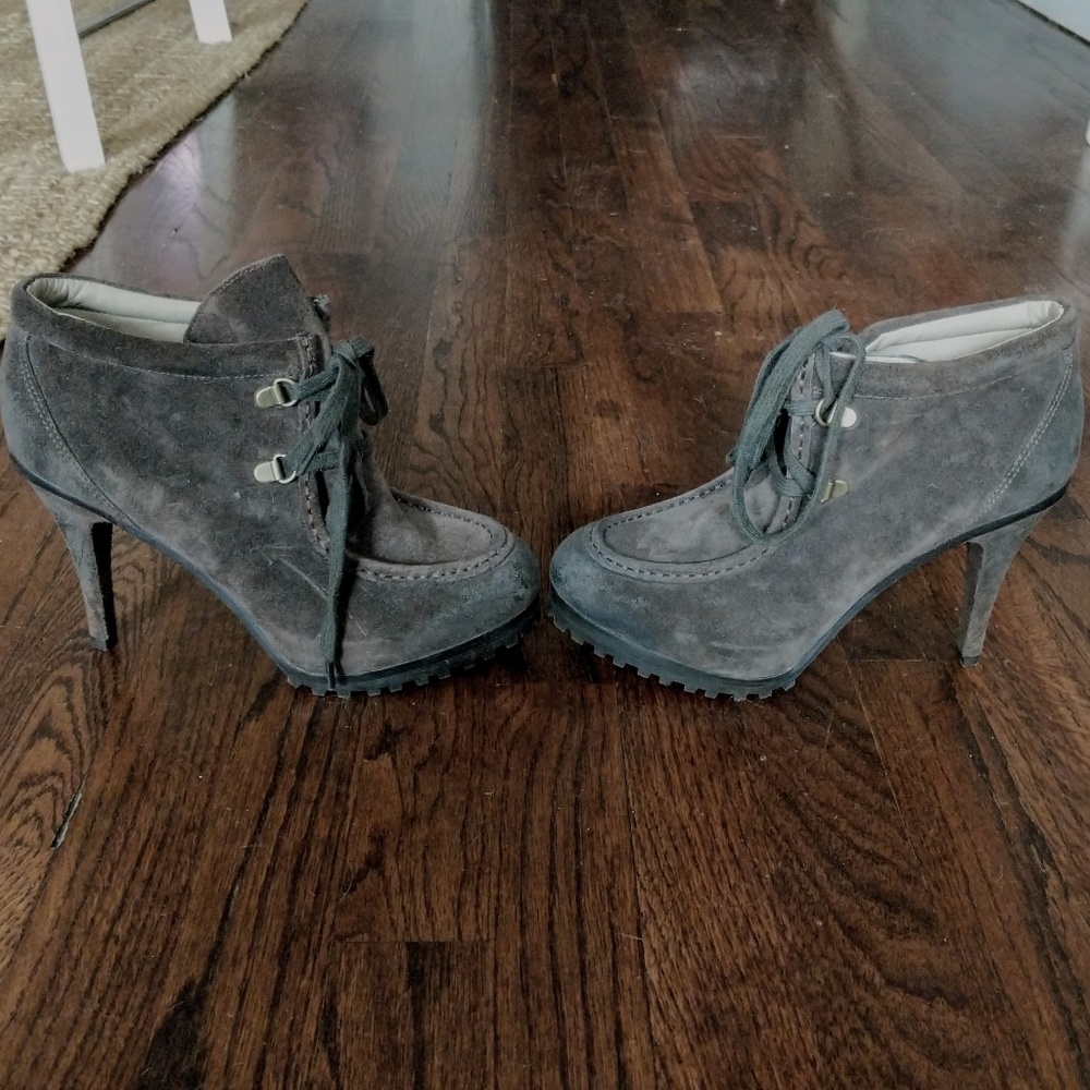NWOT Distressed Cool Brown Suede Stilletto Boots